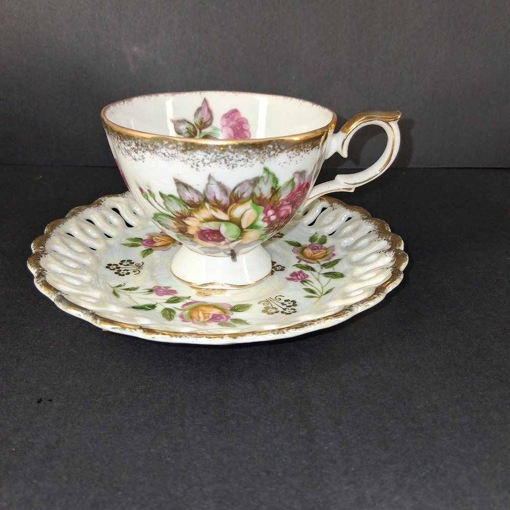 Vintage Floral Tea Cup‎ Saucer Set Gold Trim Elegant Pedestal Cup